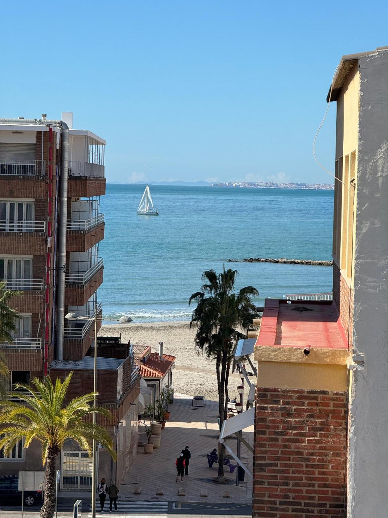 Fantastico Atico Vistas Al Mar ! Appartamento